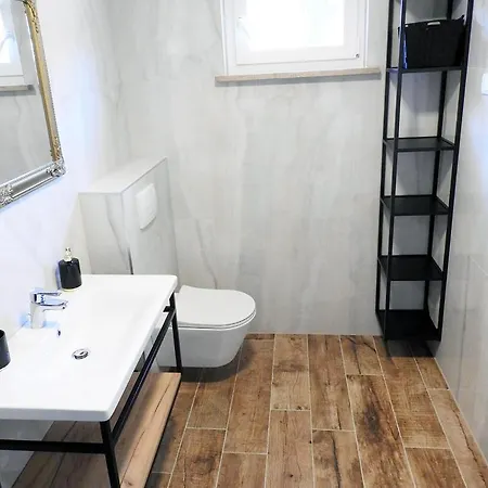 Lu, Stinjan - Apartmán Pula