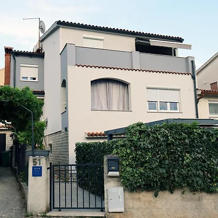 Apartment Lu, Stinjan -